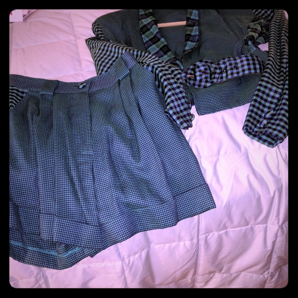 2 Piece Woman Suit Fire Los Angeles